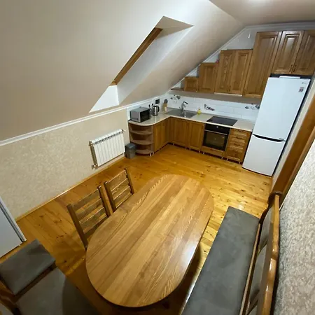 Садиба У Дохтора Відпочинок У Карпатах Golubinoye Exterior photo