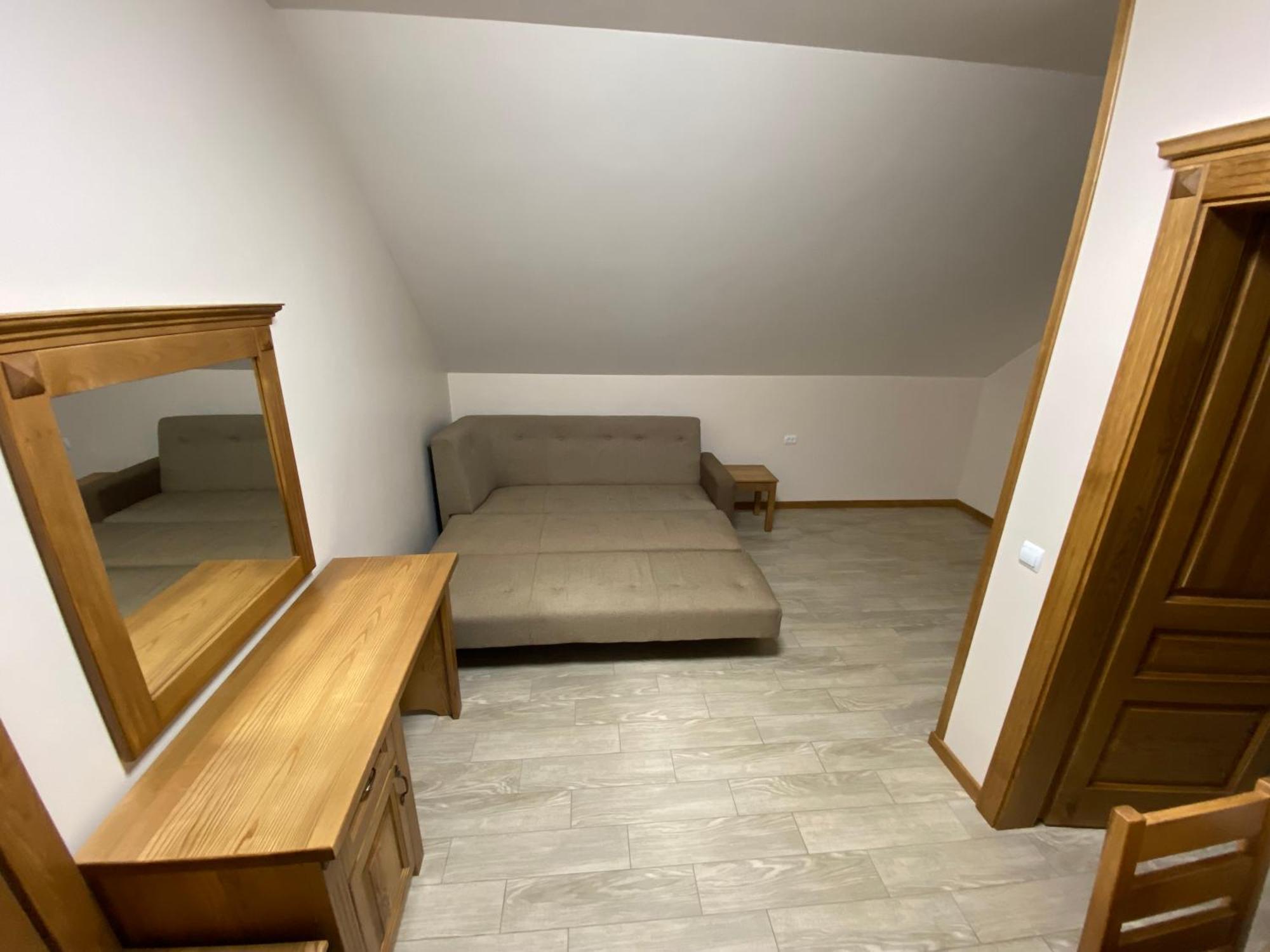 Apartment у дохтора відпочинок у карпатах Golubinoye