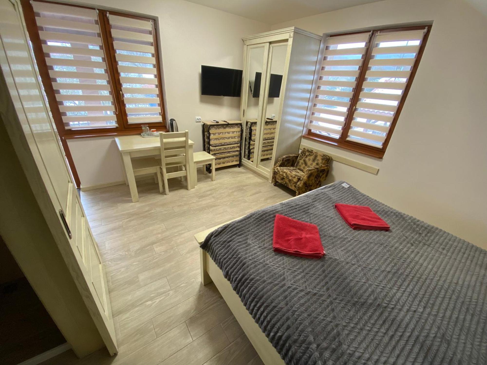 Apartment у дохтора відпочинок у карпатах Golubinoye